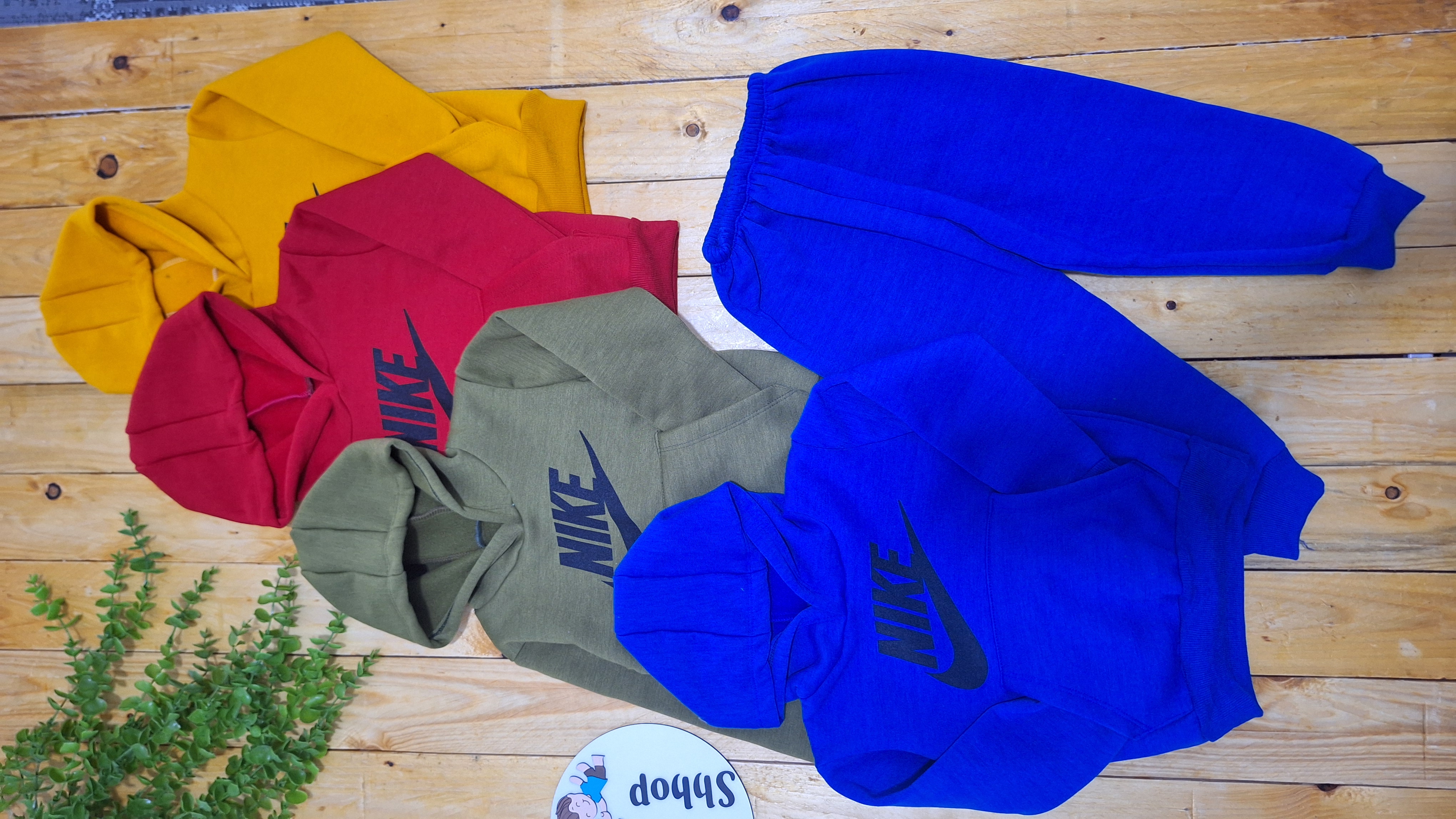 ست هودی و شلوار نایک کد ۷۷۵